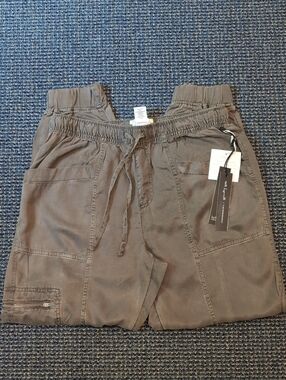 NWT Nicole Miller Drawstring Womens Joggers